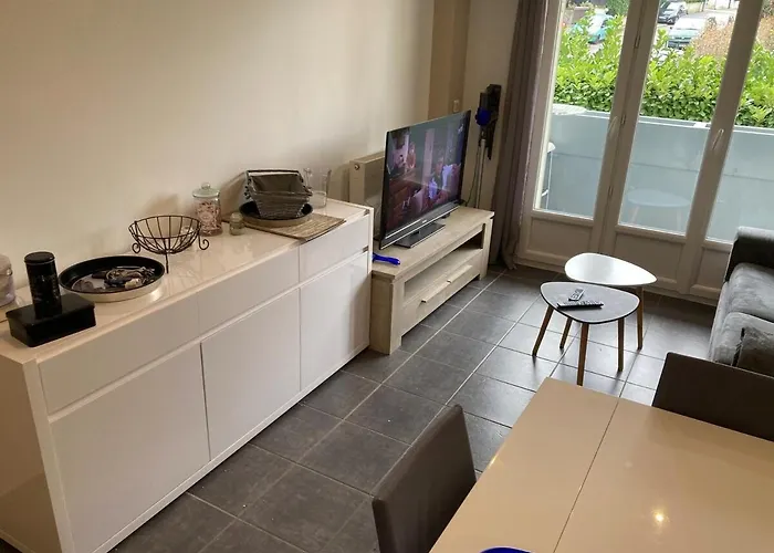 T2 47m2 Avec Parking Et Balcon 公寓